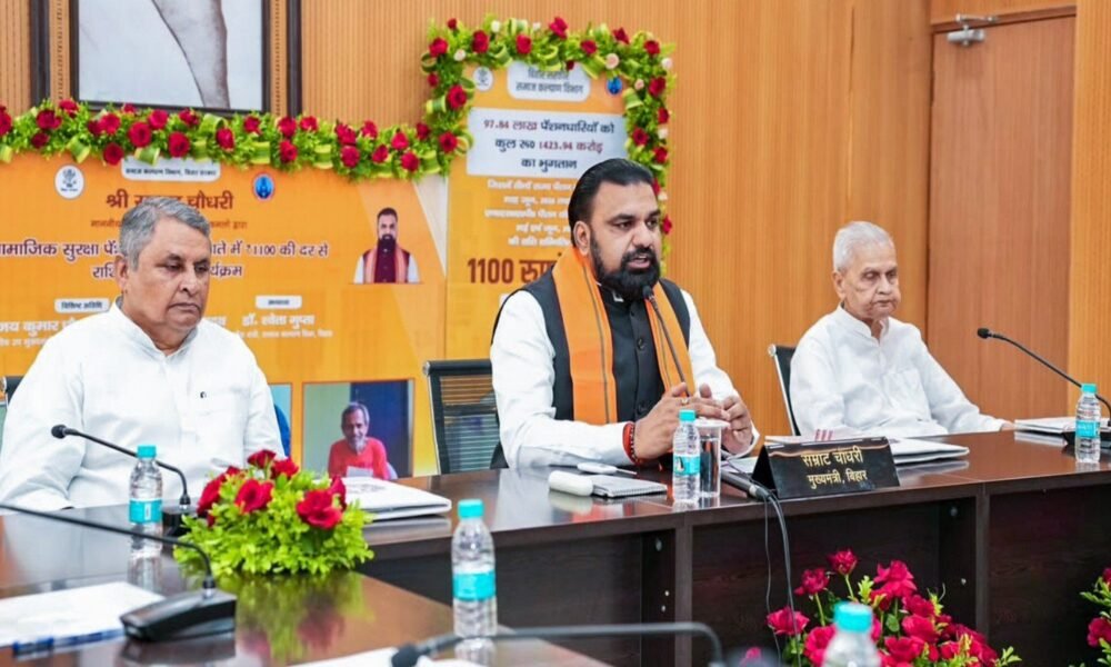Bihar Cabinet: 221 पदों पर बहाली, 2031 तक चलेगी स्टूडेंट क्रेडिट कार्ड योजना;