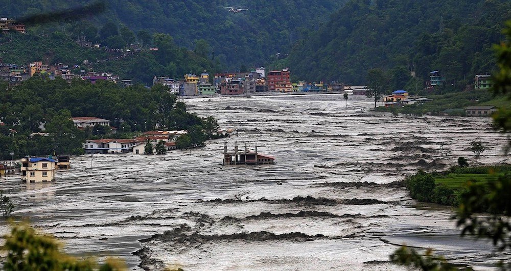 Nepal में ग्लेशियर फटने से भीषण तबाही, 105 भारतीयों सहित 384 पर्यटक लापता