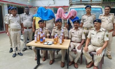 Madhepura: 168 लीटर विदेशी शराब के साथ 4 तस्कर गिरफ्तार, कार और मालवाहक वाहन जब्त