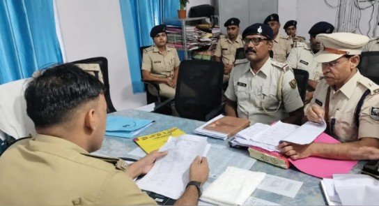 DIG का निरीक्षण टलने के बाद सदर थाना पहुंचे Saharsa SP: