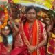 Darbhanga में दुर्गा पूजा की धूम: राज्यसभा सांसद धर्मशीला गुप्ता भव्य कलश यात्रा में हुईं शामिल, क्षेत्र में सुख-शांति की कामना