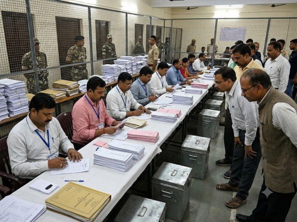 बिहार विधान परिषद चुनाव: मतगणना में कई सीटों पर कड़ा मुकाबला