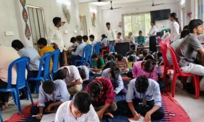 Darbhanga: गांधी क्विज के जरिए छात्रों से संवाद, सत्याग्रह से लेकर सोशल मीडिया के सही इस्तेमाल पर चर्चा